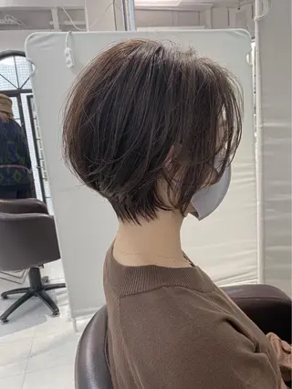 ショート カラー🌈/カット /栄/misa👻のヘアスタイル