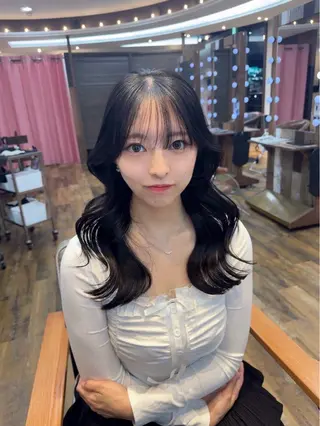 カラー 韓国/レイヤー/ 顔まわり/ユズキのヘアスタイル