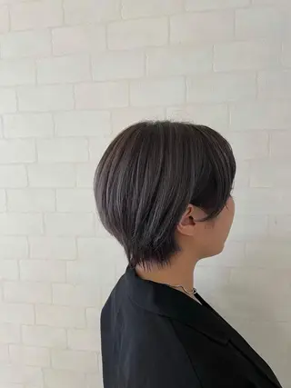 ショート カラー ueki ayaneのヘアスタイル