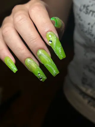 ネイル nail salon LIFE2nd所属・be' Yuhiのネイルデザイン