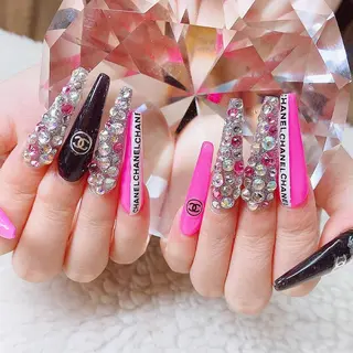 ネイル ベスティオーラ所属・ニコ ニコのネイルデザイン