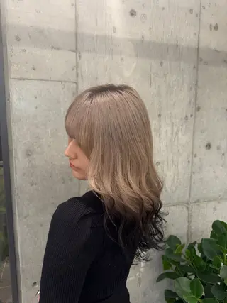ロング カラー ciera.堀江 佐藤のヘアスタイル