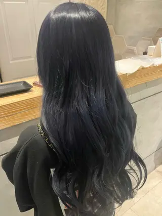 ロング カラー 内山 涼香のヘアスタイル