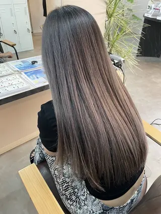 ロング Chihiro .のヘアスタイル