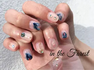 ネイル in the Forest所属・コガ アオイのネイルデザイン