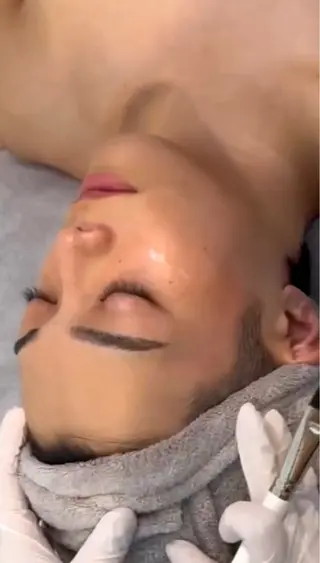 le'aroom所属・ＶaＲi ヴァリのエステ・リラクイメージ