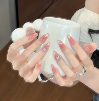 ネイル BEAUTY NAIL SALON所属・beautynail Emiのネイルデザイン
