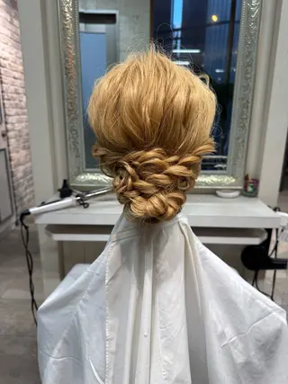 ロング ヘアアレンジ 平野 世菜のヘアスタイル