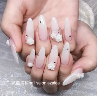 ネイル R inのネイルデザイン