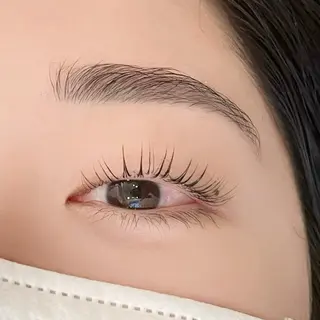 マツエク・マツパ crest表参道所属・浜田 碧の眉毛・アイブロウイメージ