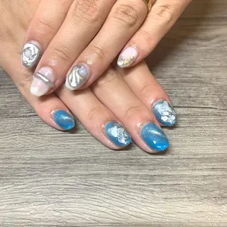 ネイル 稲垣 友里恵のネイルデザイン