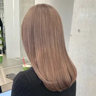 セミロング カラー ミルクティーベージュ 🐱【Ryo】のヘアスタイル