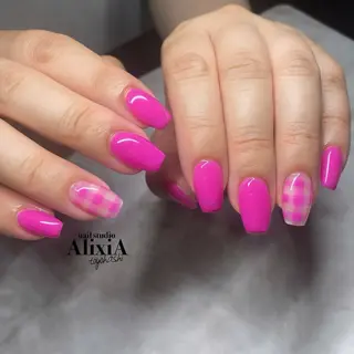 ネイル AlixiA   nail studio所属・AlixiA ゆみのネイルデザイン