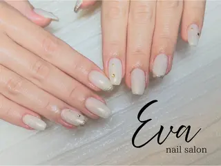ネイル Éva nail salon所属・Éva nail MARIのネイルデザイン