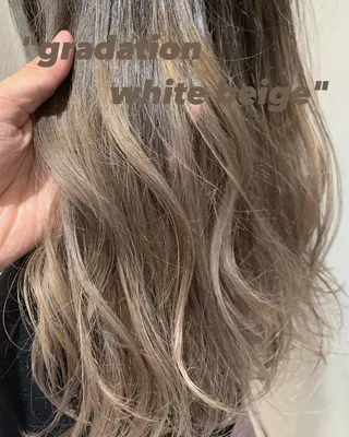 セミロング カラー Bree"ze所属・大河原 修太のヘアスタイル