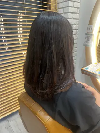 セミロング adorableけやき通り店所属・adorable 小西彩里のヘアスタイル