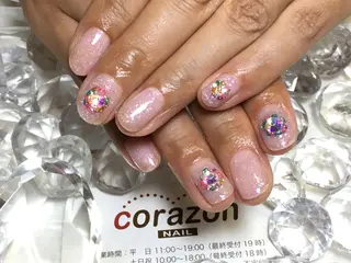 ネイル corazon所属・ネイリスト aicoのネイルデザイン