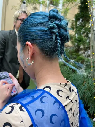 ミディアム カラー ヘアアレンジ ツキノキ ミナのヘアスタイル