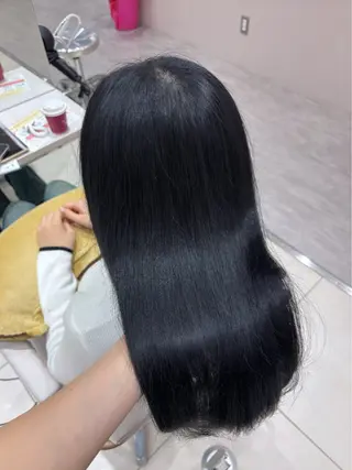 セミロング カラー 透明感カラー / レイヤー/ mamiのヘアスタイル