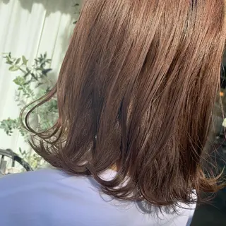 ミディアム カラー fio マナミのヘアスタイル