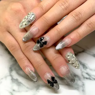 ネイル salon iris 🦋北広島市大曲のネイルデザイン