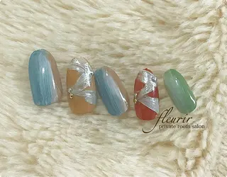 ネイル フルリール 【プライベートサロンのネイルデザイン