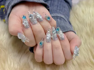 ネイル 渋谷T&B  みお ロング無制限⭐️のネイルデザイン