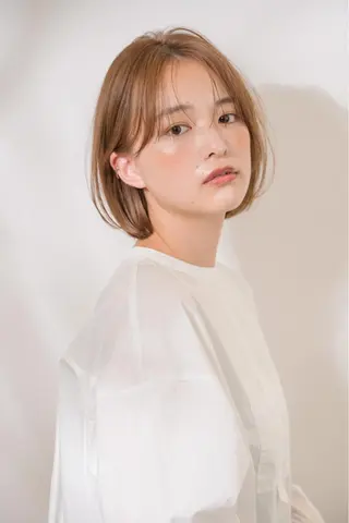 ショート カラー ぱつっとボブ/ 小野あかねのその他イメージ