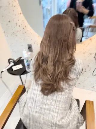 セミロング tim hair所属・山田 優香のヘアスタイル