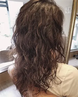 パーマ ロング spa hair  ark 富井直美のヘアスタイル