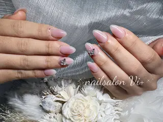 ネイル ✨Nailsalon Vi+✨のネイルデザイン