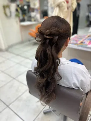 ヘアアレンジ フレンド泡瀬店所属・仲程 亜矢女のヘアスタイル