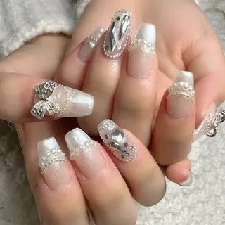 ネイル 新山 聖のネイルデザイン