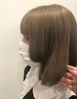 ミディアム カラー カノエ 乃木店のヘアスタイル