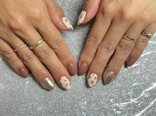 ネイル VIERU 🌈🎀💖のネイルデザイン