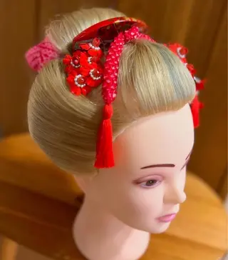 ヘアアレンジ みのり美容室所属・かぁちゃん美容師 橋本のヘアスタイル