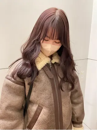 セミロング SALOWIN 栄所属・河西 彩香/ブリーチカラーのヘアスタイル