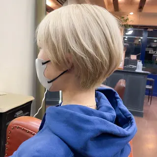 ショート カラー 由谷 祥伍のヘアスタイル