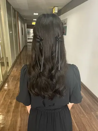 ヘアアレンジ カットパーマモデル 山中 遥のヘアスタイル