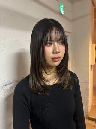 ミディアム カラー 🩵似合わせカット SEIRA🩵のヘアスタイル
