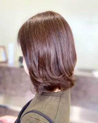 セミロング カラー 太田 未来のヘアスタイル