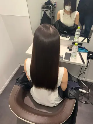 セミロング Wisteria所属・美髪特化✨ 伊織✨縮毛矯正✨のヘアスタイル