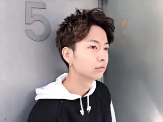 ショート カラー パーマ メンズ BellaDolce omotesando所属・SUZUKI KEISUKEのヘアスタイル