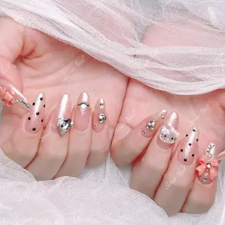 ネイル Queening 🦋のネイルデザイン