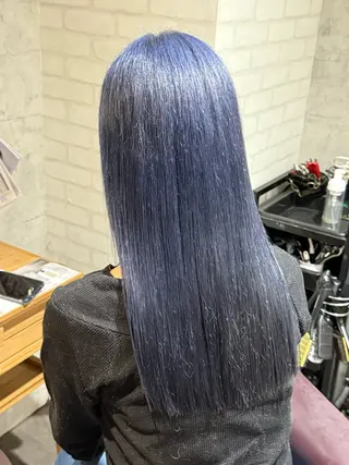 ロング カラー Afinar／ Yuzumiのヘアスタイル