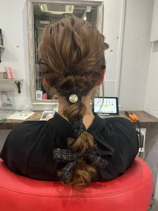 セミロング 駅チカ【ali'i】 アリイ花崎友美☘のヘアスタイル