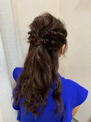 ロング ヘアアレンジ 渋谷宮益坂 omoのヘアスタイル