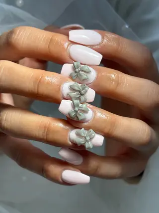 ネイル ✴︎ Delightのネイルデザイン