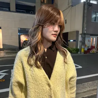 ロング カラー Lilu しずくのヘアスタイル