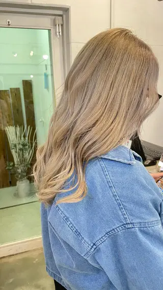 セミロング 【髪質改善・美髪 矯正】🌟だいち🌟のヘアスタイル